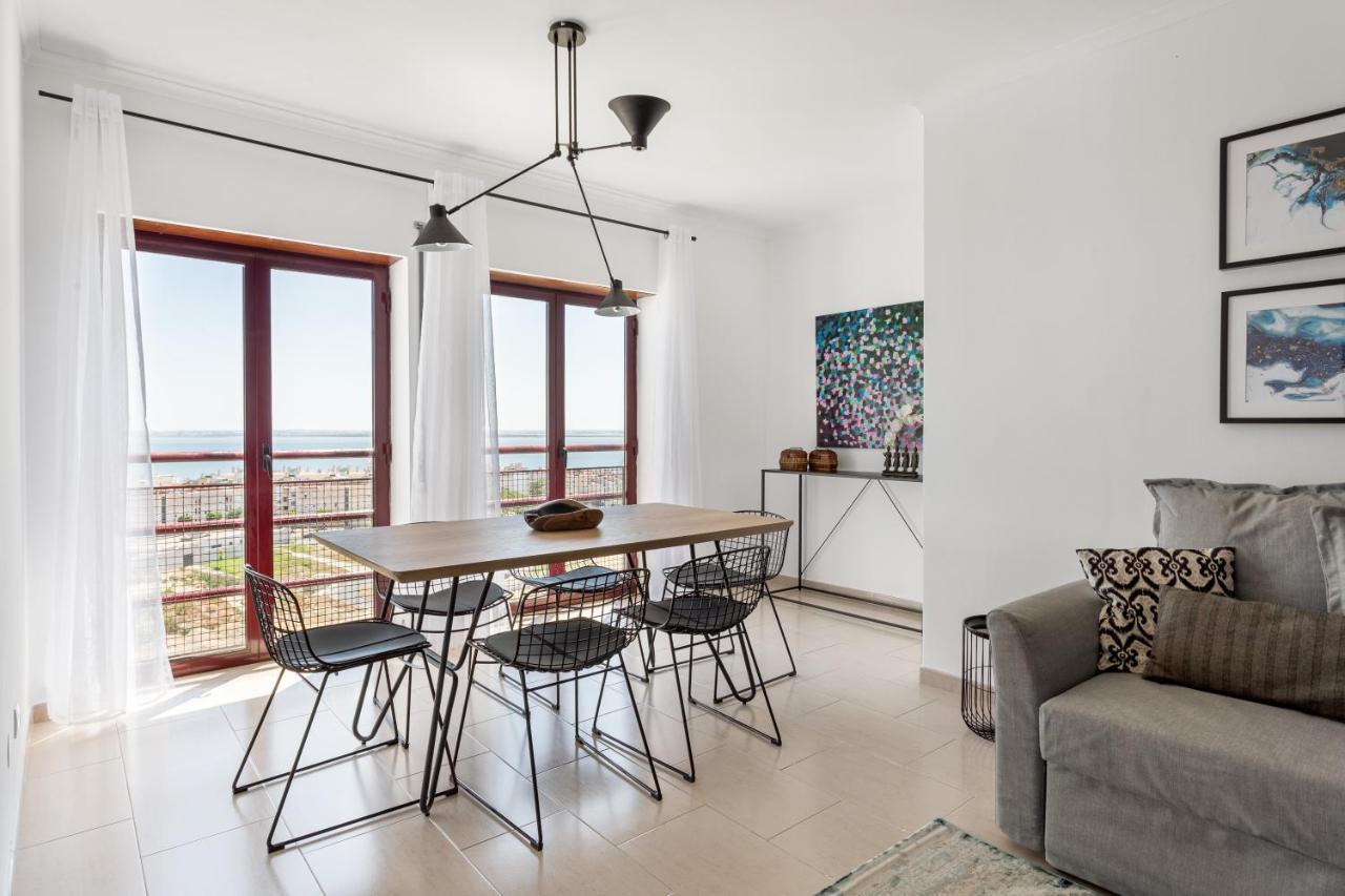 Joivy Sunny In Marvila Lisboa